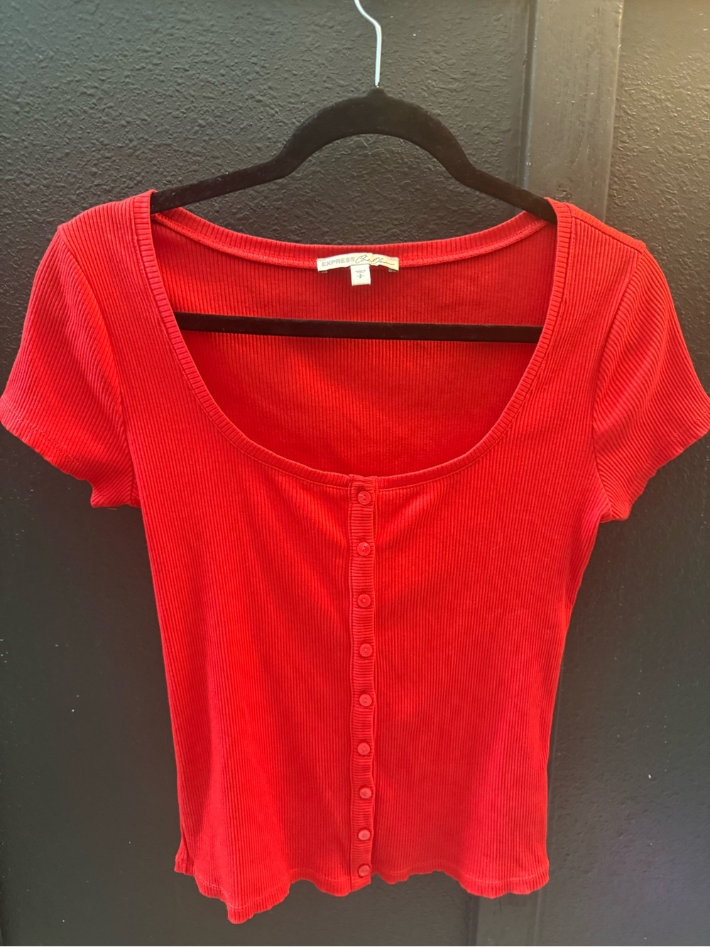 Express Red Ribbed Scoop-Neck Button Front Tee